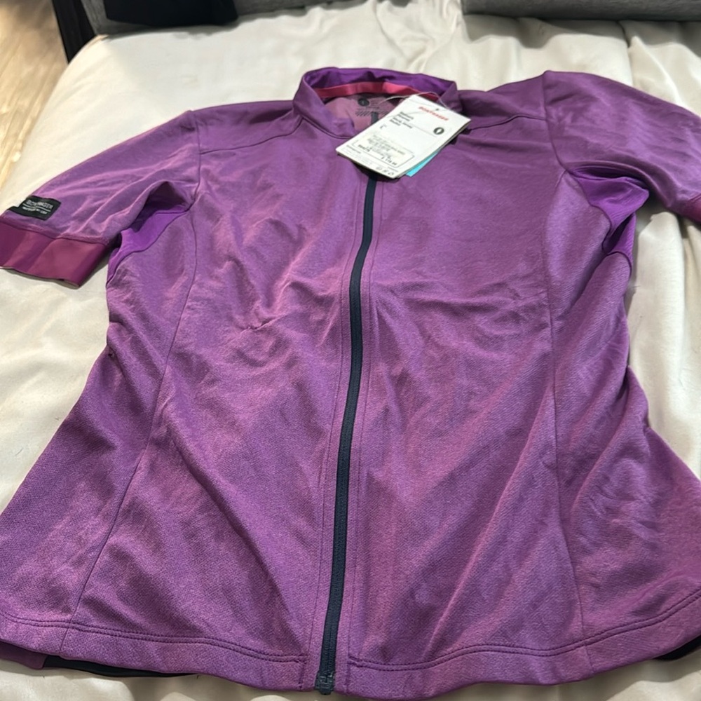 NWT montage cycling jersey
